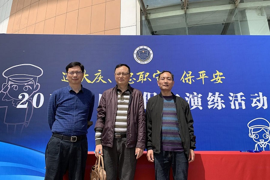 日韩十八禁在线1区2区3区不卡