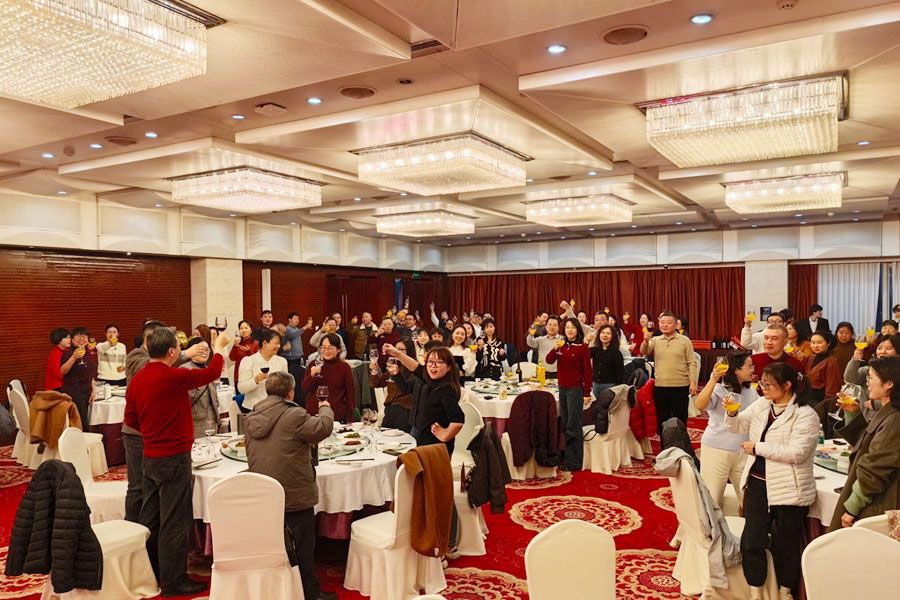 日韩十八禁在线1区2区3区不卡